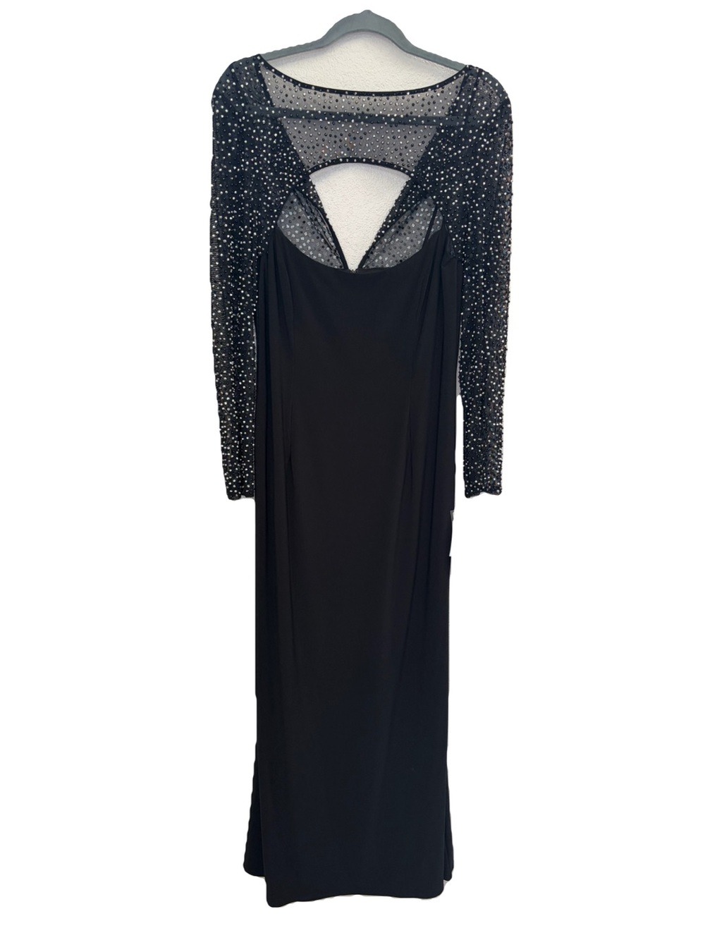 NWT Betsy & Adam Womens
Black Beaded Embellished
Cutout Long Sleeve Gown Sz 14 P - Picture 2 of 14